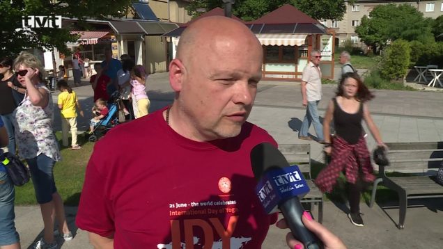 Medzinárodný deň jógy sa oslavoval vo veľkom štýle na Divadelnom námestí