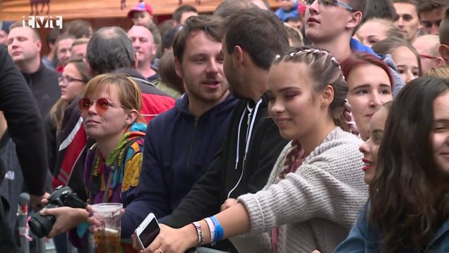 Divadelné námestie do posledného miesta zaplnili fanúšikovia skupiny Horkýže Slíže