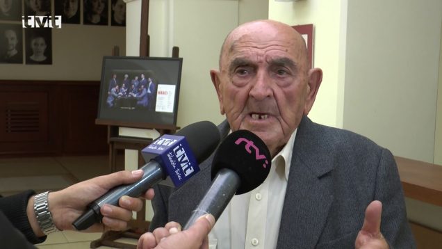 Herec Ján Barto má 90.rokov a stále účinkuje v Národnom cintoríne