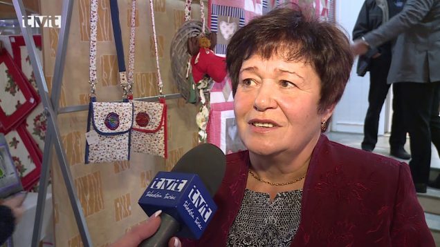 Turčianske patchworkárky urobili vankúšiky pre deti z detského domova