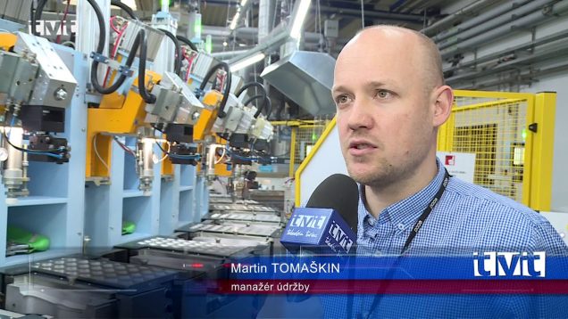 Prototyp najmodernejšieho stroja v obuvníckej firme prinesie stovku nových pracovných miest