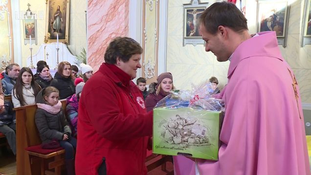 V kostole svätého Mikuláša odovzdali zástupcovia SČK zbierku pre OZ Dobrý Pastier