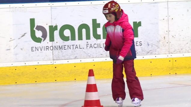 Žiaci zo základných škôl sa učili základom korčuľovania
