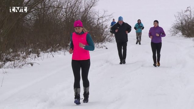 Na štart 3.ročníka behu z Košút do Turčianskej Štiavničky sa postavila asi stovka bežcov
