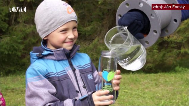 Gymnazisti vrámci robotickej súťaže First Lego Leaque pripravili výskumný projekt o vode