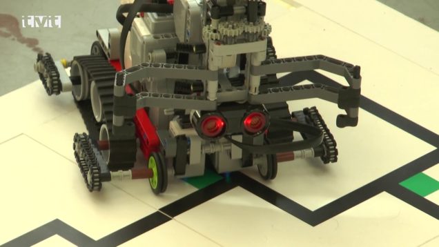 Študenti informatiky z celého Slovenska súťažili na 23. ročníku RoboCupu na Spojenej škole