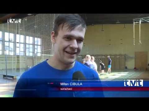 V telocvični ZŠ v Turanoch sa konal volejbalový turnaj zmiešaných družstiev