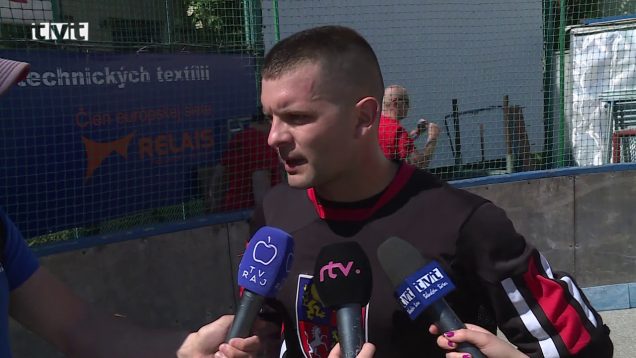 Finále hokejbalovej extraligy medzi Vrútkami a LG Bratislavy je po prvých zápasoch vyrovnané