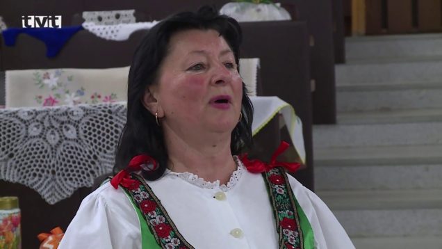 Seniori si po roku opäť zaspievali  a ukázali aj ručné práce