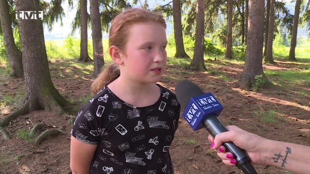 Žiaci, ktorí navštevujú envirokrúžok, sa pri prameni Medokýš učili spoznávať prírodu