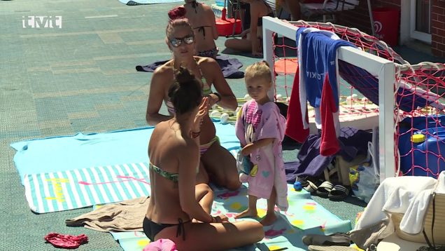 Aj keď sezóna na vrútockom kúpalisku začala neskôr, s návštevnosťou sú spokojní