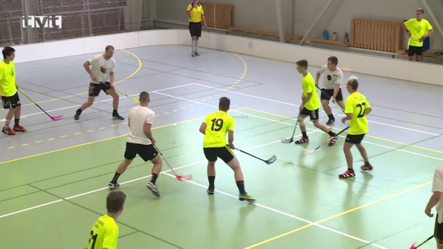 Hráči z celého Slovenska si prišli zahrať florbal na 1.ročník Preseason cupu