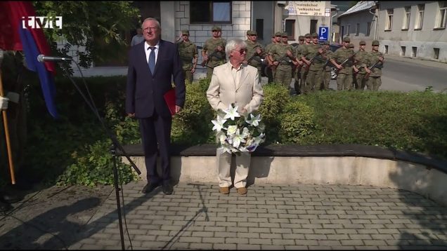 Vo Vrútkach na SNP spomínali pri pamätníku pred mestským úradom