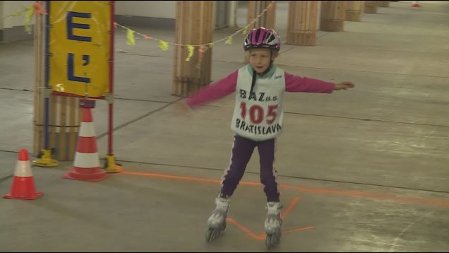 Preteky na kolieskových korčuliach sa konali v hale v areáli SIM