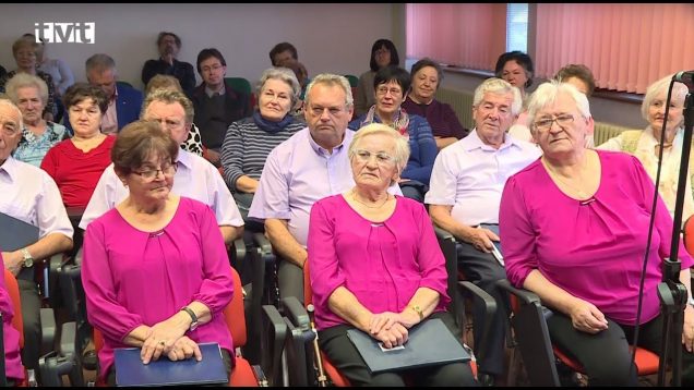 Mesiac úcty k starším začali v Turčianskej knižnici literárno-hudobným popoludním pre seniorov