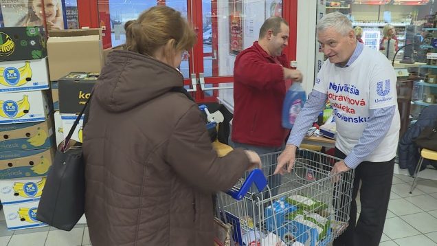 Len do trojdňovej charitatívnej zbierky potravín sa zapojili aj Martinčania