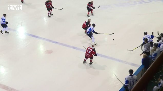 Martinskí hokejisti sú po zápase s Považskou Bystricou na prvom mieste v tabuľke