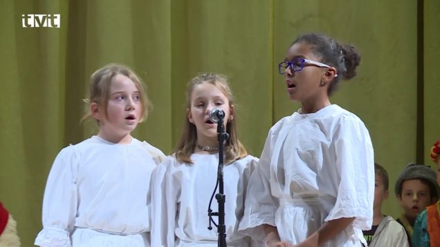 Vianočné zvyky a tradície zazneli aj na vianočnej besiedke v Turčianskych Kľačanoch