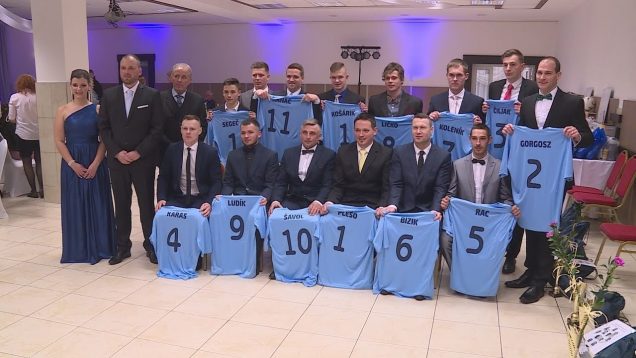 Futbalovú jedenástku Turca tvoria prevažne tridsiatnici