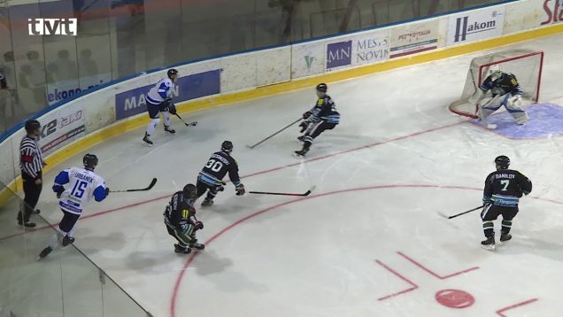 Hokejisti Nových Zámkov odchádzali zo zápasu 41. kola s poriadnou gólovou nádielkou