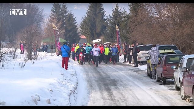 Na štart  4. ročníka behu z Košút na Bystričku sa postavilo niekoľko desiatok bežcov