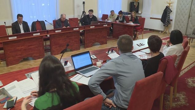 Vrútockí mestskí poslanci sa stretli na mimoriadnom rokovaní