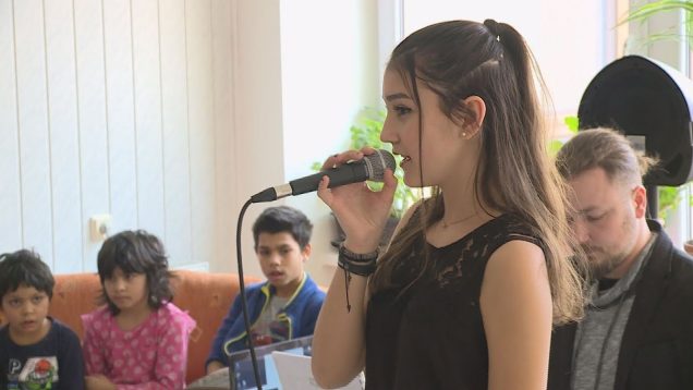 Anglickí študenti  navštívili vrámci programu Erasmus Centrum pre deti a rodiny v Necpaloch