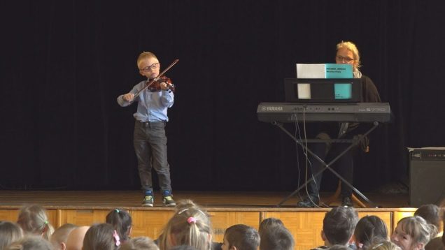 V CVČ Kamarát v spolupráci so ZUŠ Pavla Mudroňa  pokračujú v projekte pre škôlkárov