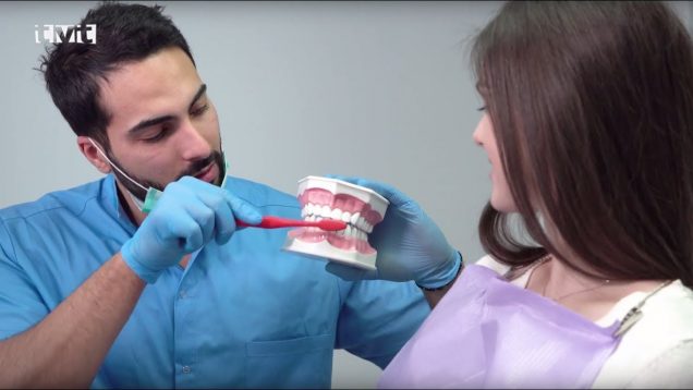 Vieme ako sa starať o zuby, aby nás netrápili zdravotné problémy?