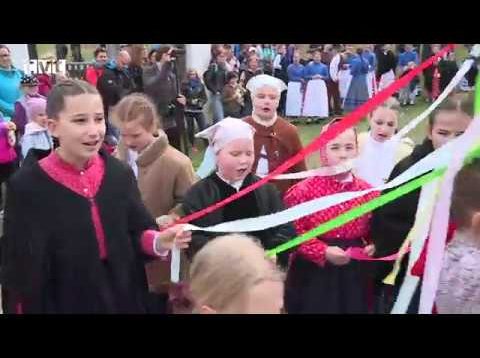 V múzeu slovenskej dediny veľkonočné tradície priblížili DFS Turiec a FS Lysec