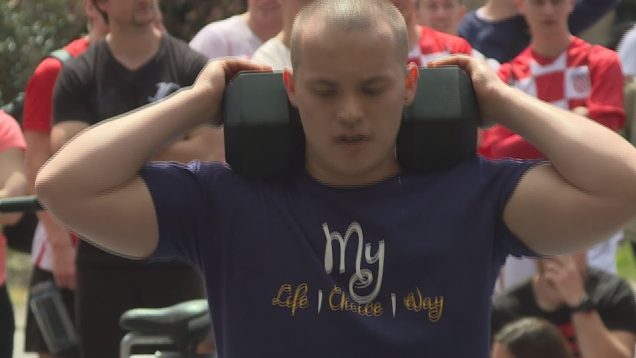 Čoraz populárnejší CrossFit mohli zažiť cvičenci aj na Vajanského námestí