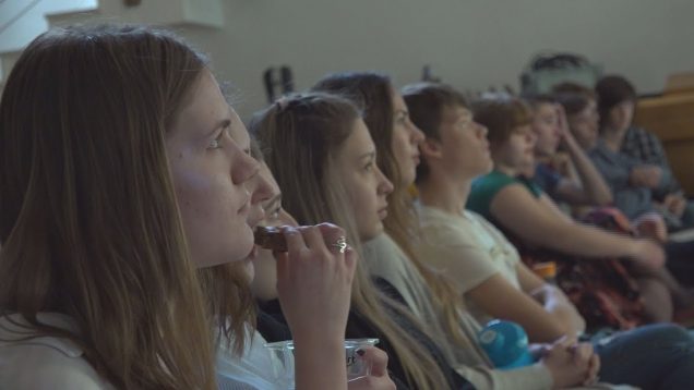 Študenti ESŠ predstavili projekty na rôzne témy na školskej vedeckej konferencii