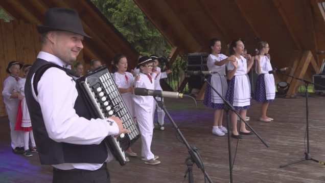 Medzinárodný folklórny festival sa vo Valči konal už po štvrtýkrát