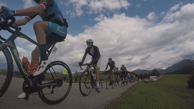 Jedna z etáp cyklistických pretekov Okolo Slovenska viedla po ceste SNP