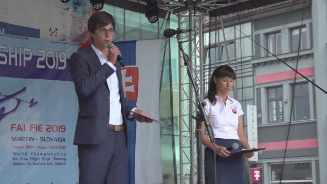 Majstrovstvá sveta modelov vetroňov boli slávnostne otvorené na Divadelnom námestí