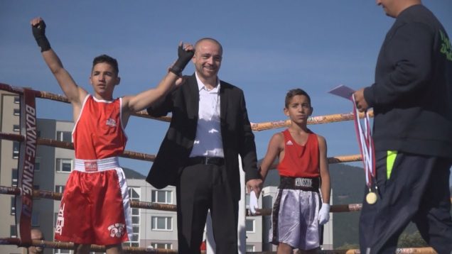 Počas 2. ročníka športového dňa na Záturčí sa aj boxovalo