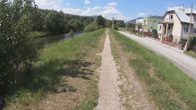 Poklepaním základného kameňa sa začala výstavba cyklotrasy z Martina do Vrútok