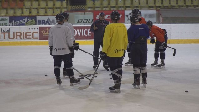 Na trénerskej stoličke HK Vitar Martin vystriedal Róberta Spišáka Ernest Bokroš