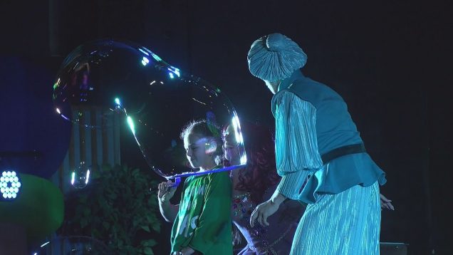 Martinskí diváci si mohli pozrieť zaujímavé bublinové divadlo