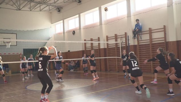 Staršie žiačky i kadetky volejbalového klubu TASK Martin odohrali ďalšie zápasy