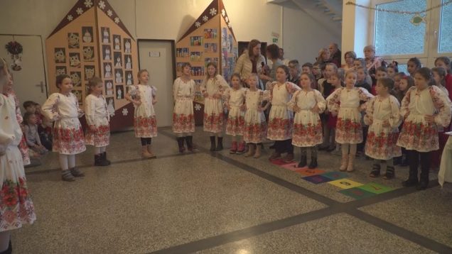 Na ZŠ s MŠ Podhájska ani tento rok nevynechali tradičné vianočné trhy