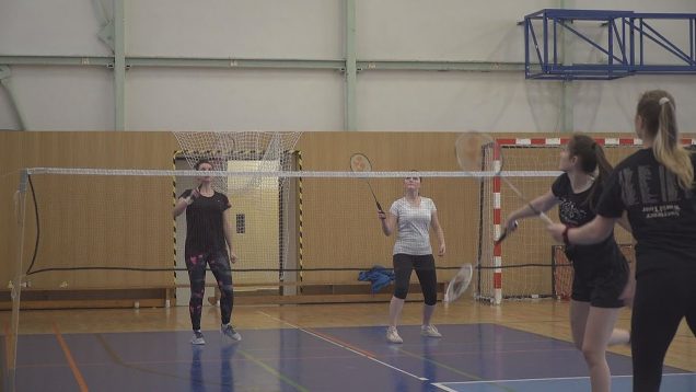 Žiaci i žiačky zo stredných škôl Žilinského kraja súťažili v bedmintone