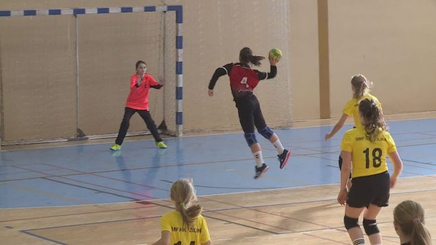 Mladšie žiačky  MHák Martin si zahrali na I. ročníku Memoriálu Milana Guľku