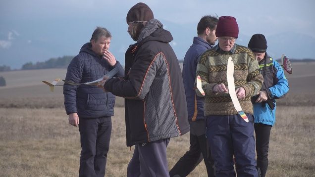 Na letisku v Tomčanoch sa konalo 4. kolo zimnej ligy hádzadiel