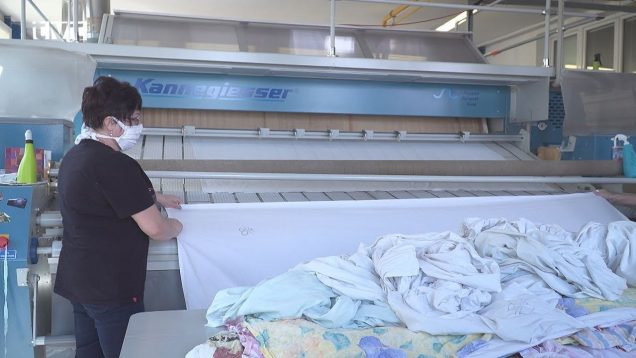 O znečistené a infekčné prádlo z UNM je postarané aj počas epidémie koronavírusu