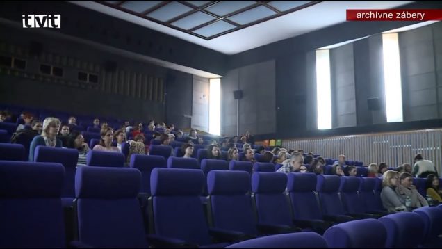 Skvelá myšlienka kinárov priniesla počas karantény filmy priamo do obývačiek