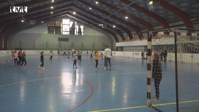 Mladí hádzanári už vo veľkom trénujú