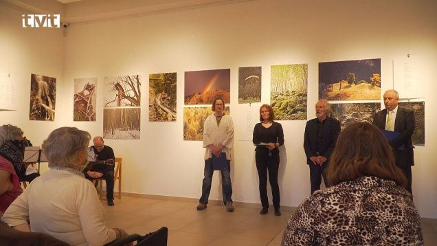 „V lese“, to je názov fotografickej výstavy a projektu Gustáva Hegedüša v Múzeu A.Kmeťa