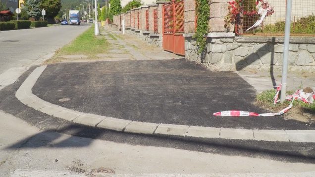 V mestskej časti Podháj -Stráne pribudli bezbariérové priechody aj dočasný spomaľovací prah