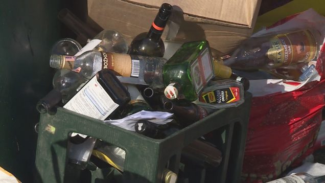 Stojisko smetných nádob bude zo Strání odstránené. Niektorí ľudia si z neho urobili zberný dvor